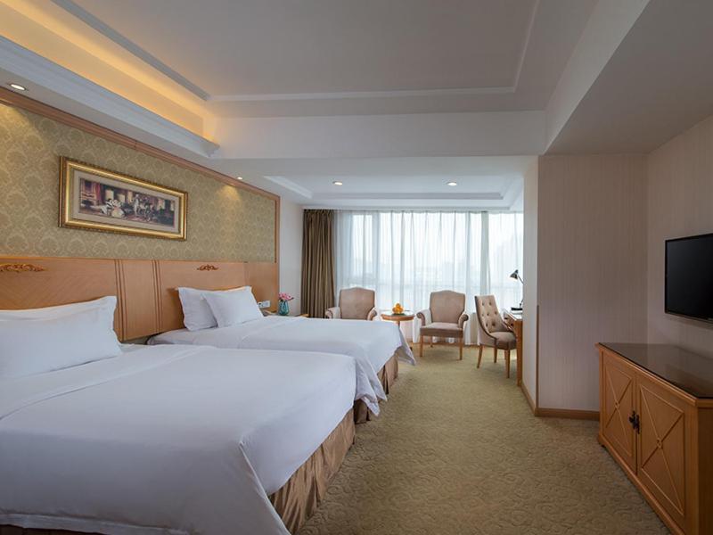 Vienna International Hotel Shenyang Railway Station מראה חיצוני תמונה