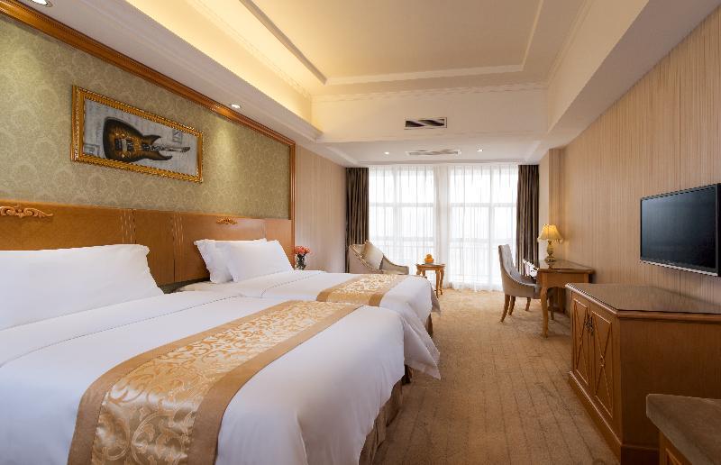 Vienna International Hotel Shenyang Railway Station מראה חיצוני תמונה