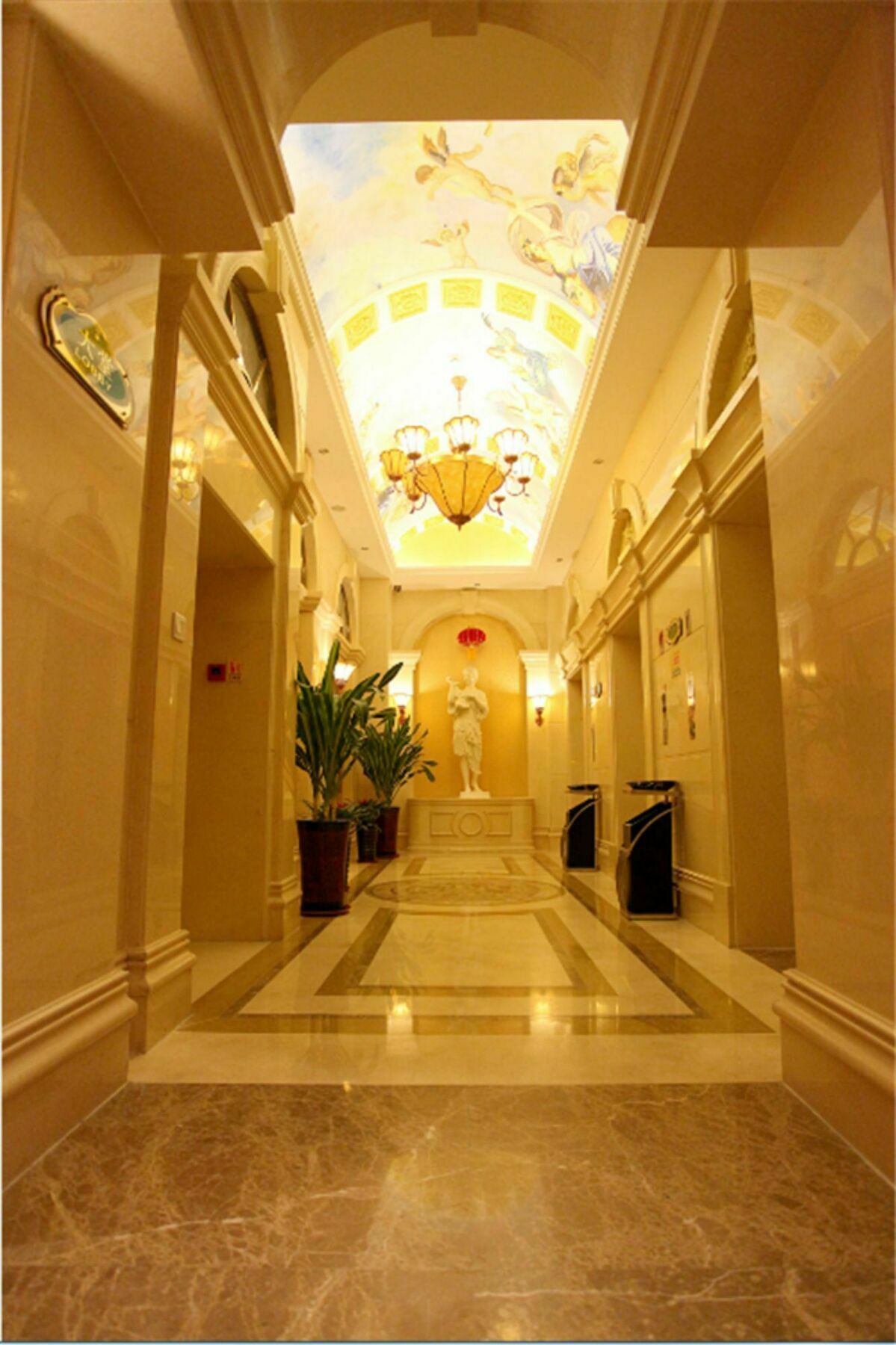 Vienna International Hotel Shenyang Railway Station מראה חיצוני תמונה